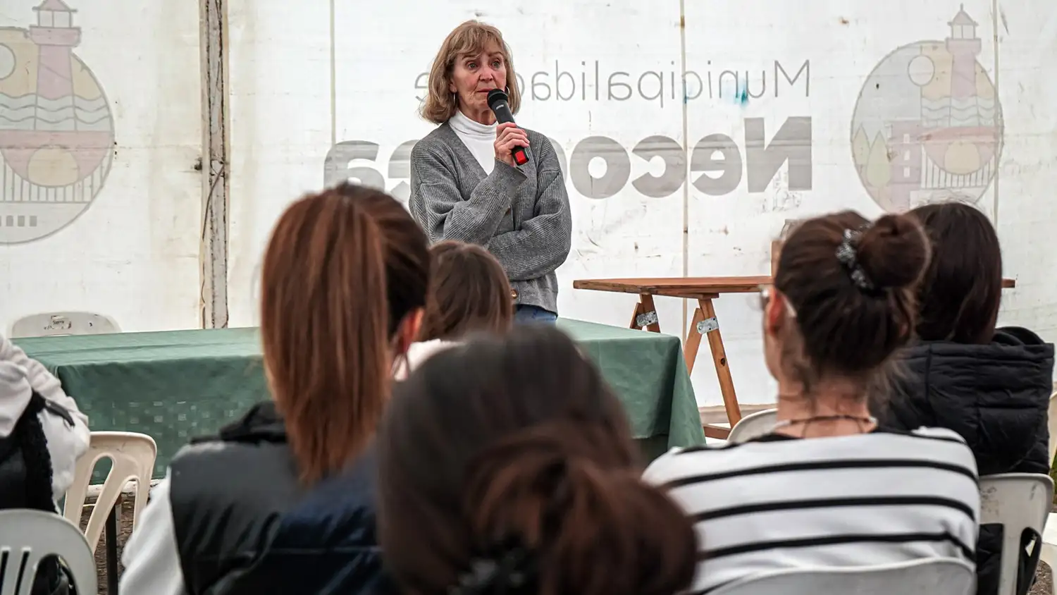 Cristina Murray. En el inicio de las actividades de la Feria