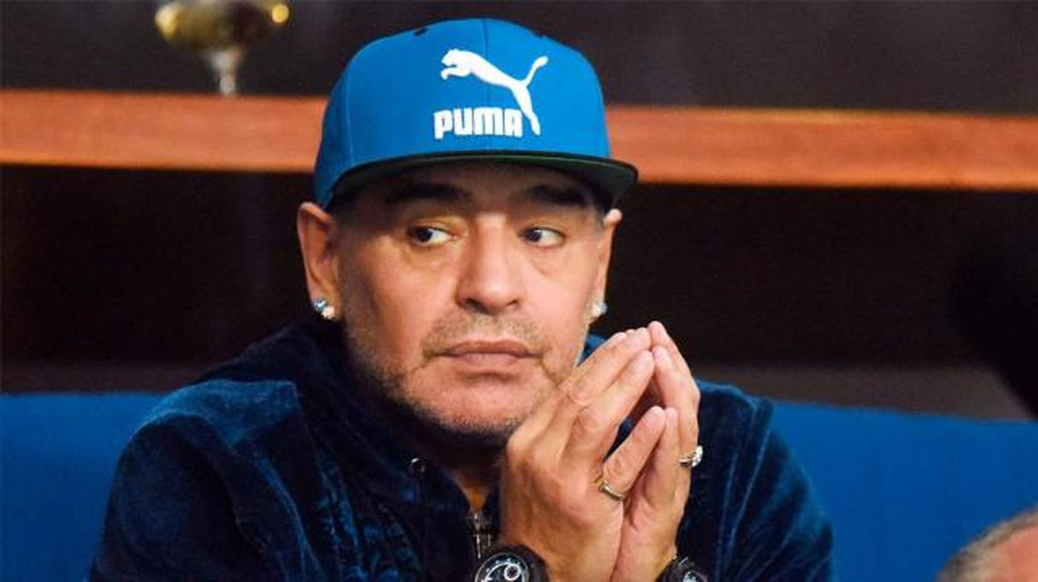 Prometió y cumplió: Diego renunció a FIFA