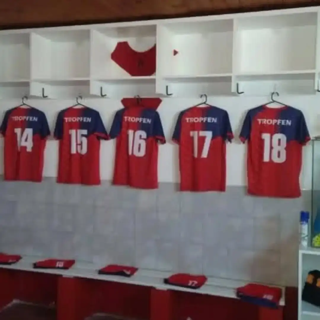 La Academia avanza con mejoras en su cancha, túnel y vestuarios