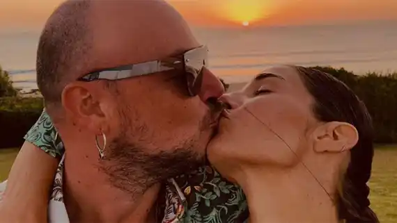 Juana Viale se besó con alguien que no es su novio