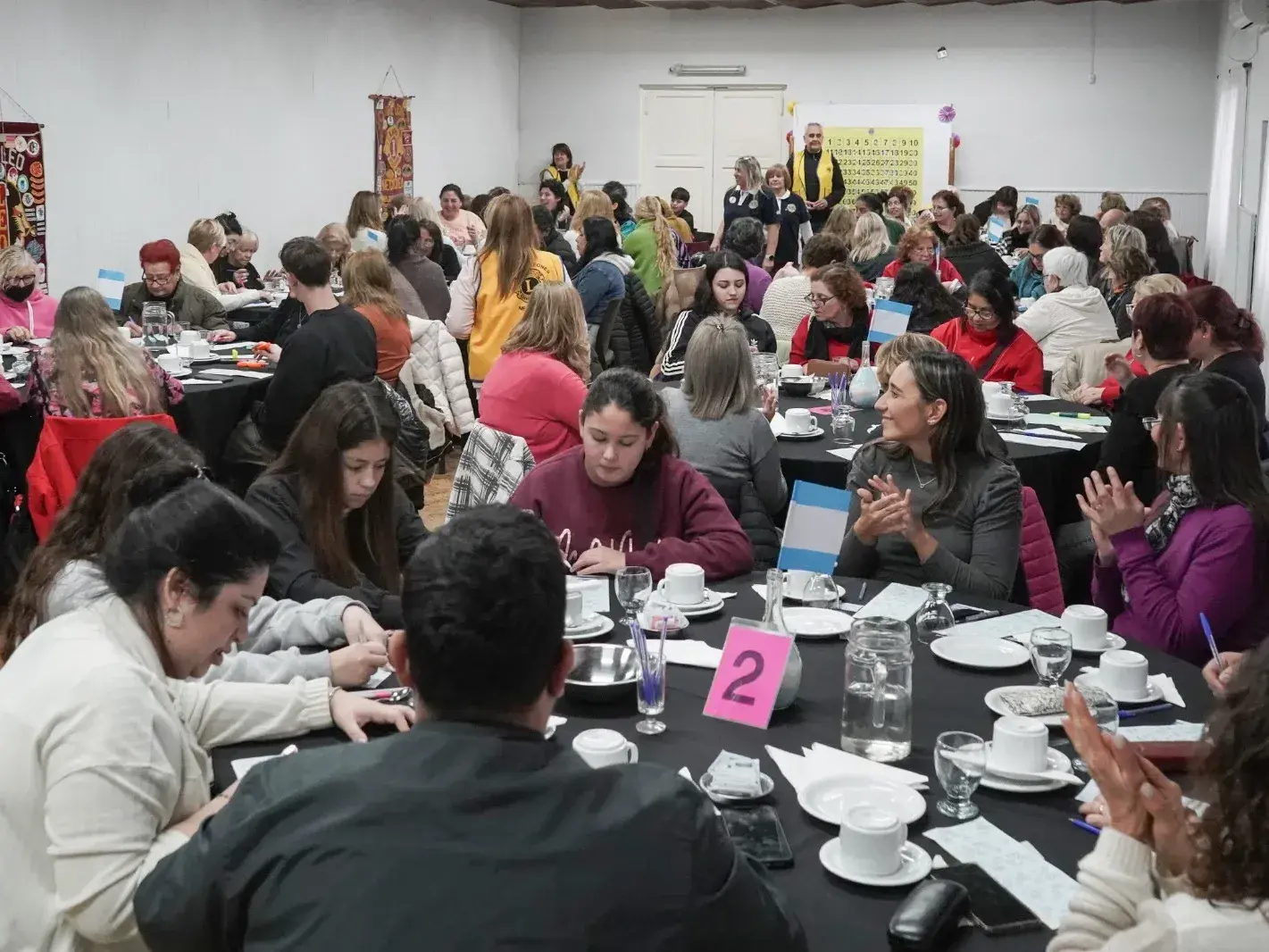 Exitoso. Té Bingo realizó el Club de Leones para recaudar fondos para mejorar el hospital