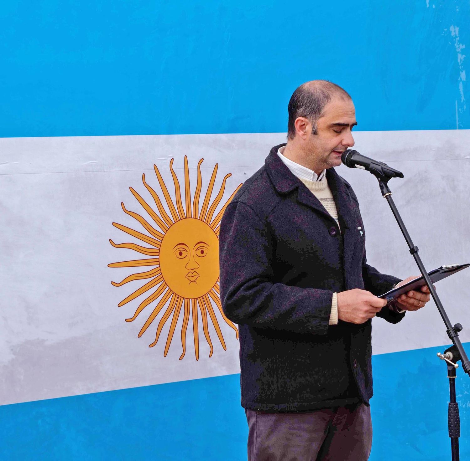 Profesor de Historia Gustavo Cichero: “Conmemoración del Día de la Independencia”