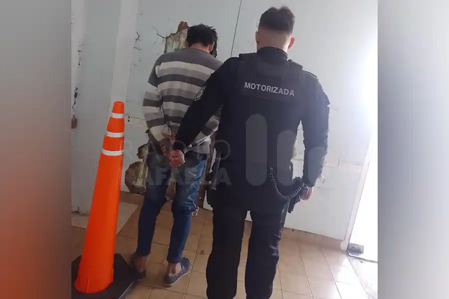 Infraganti: lo vieron forcejeando el candado de una bicicleta