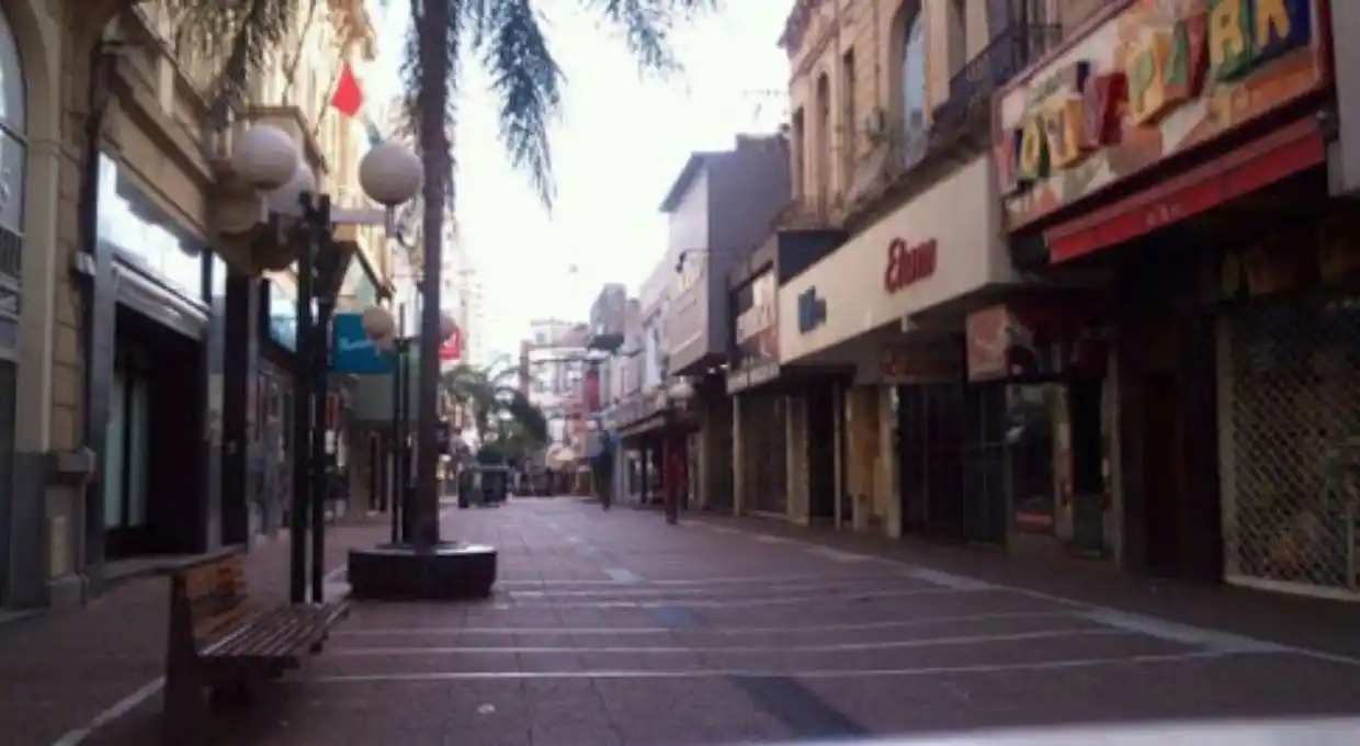 Los alquileres de locales comerciales bajaron un 30% 