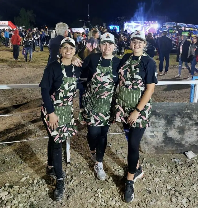 Mujeres que juegan con fuego y lo disfrutan