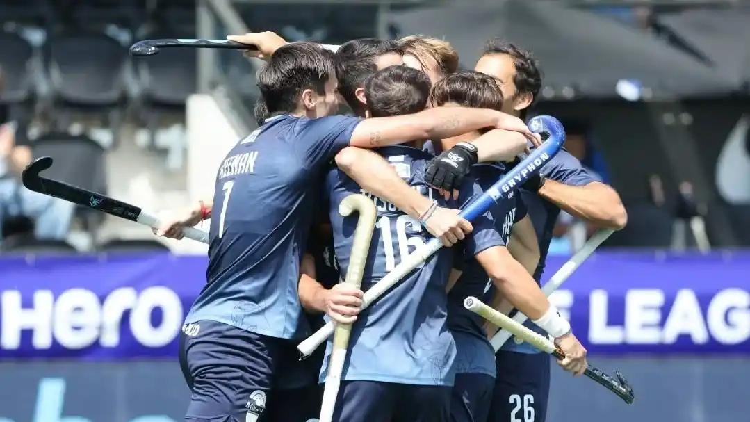 Los Leones se impusieron ante India