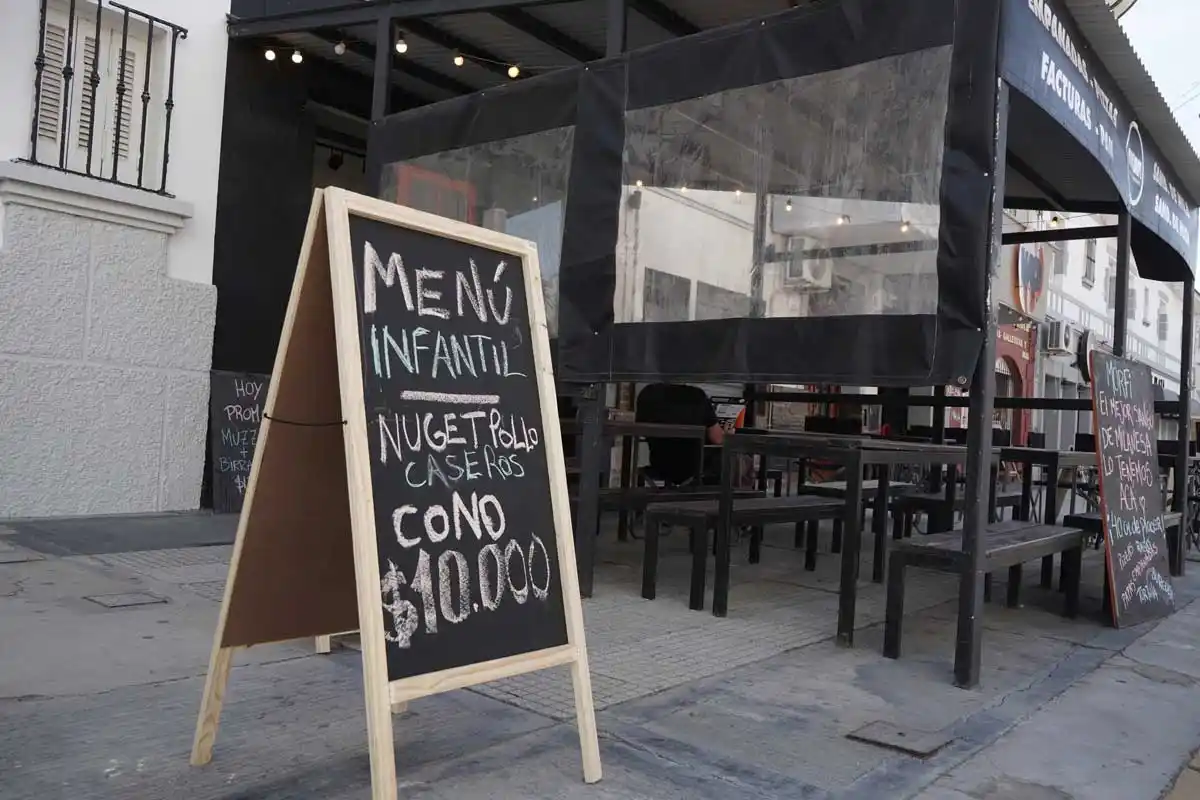 Cuánto y en qué gasta el turista cuando va al almacén en Necochea