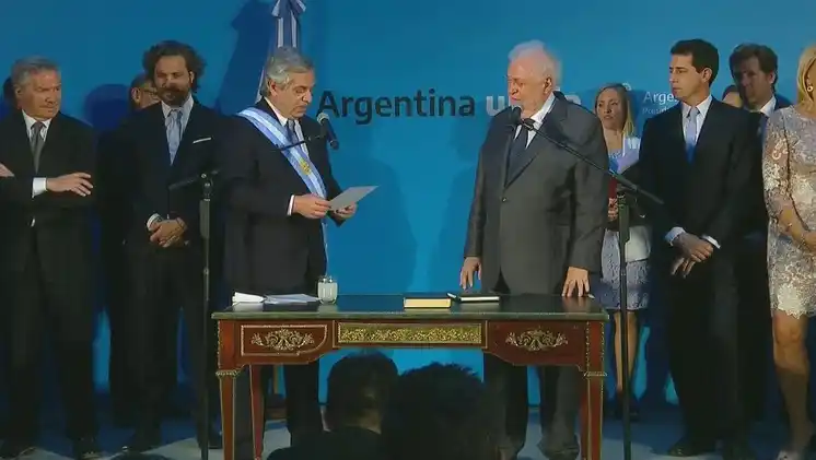 Laboratorios le propusieron a González García rebajas en el precio de los medicamentos