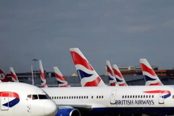 Suspenden vuelos al Cairo por razones de seguridad