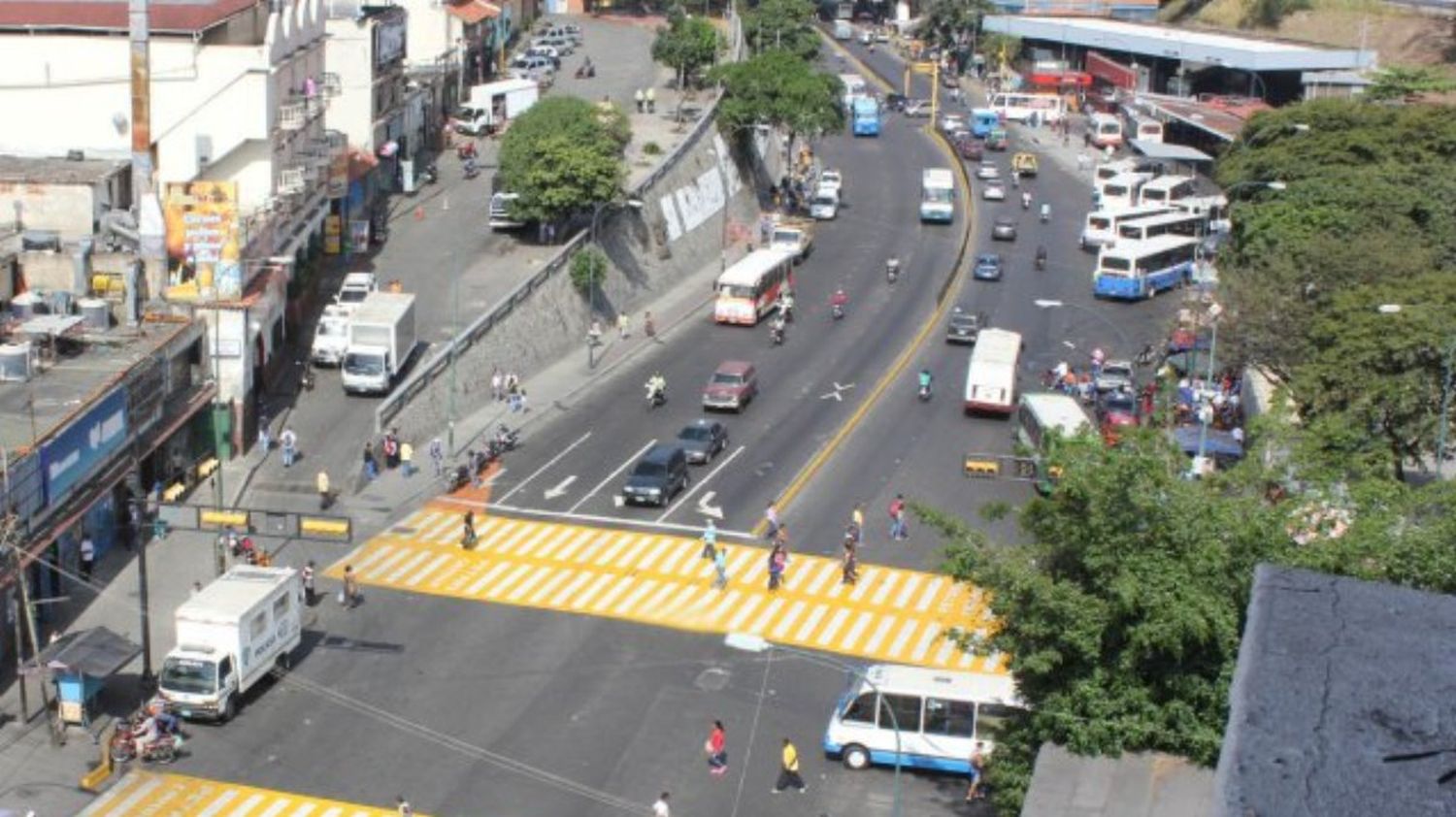 DESPLIEGAN OPERATIVO DE SEGURIDAD EN PETARE, para «resguardar la paz»