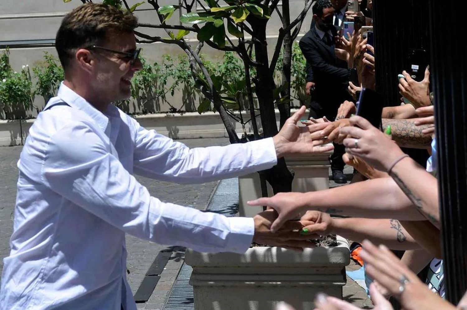 Ricky Martin en Argentina: su encuentro con las fans, y las primeras horas del cantante en Buenos Aires