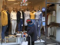 La venta de ropa se redujo 7,7 por ciento interanual en el tercer bimestre del año