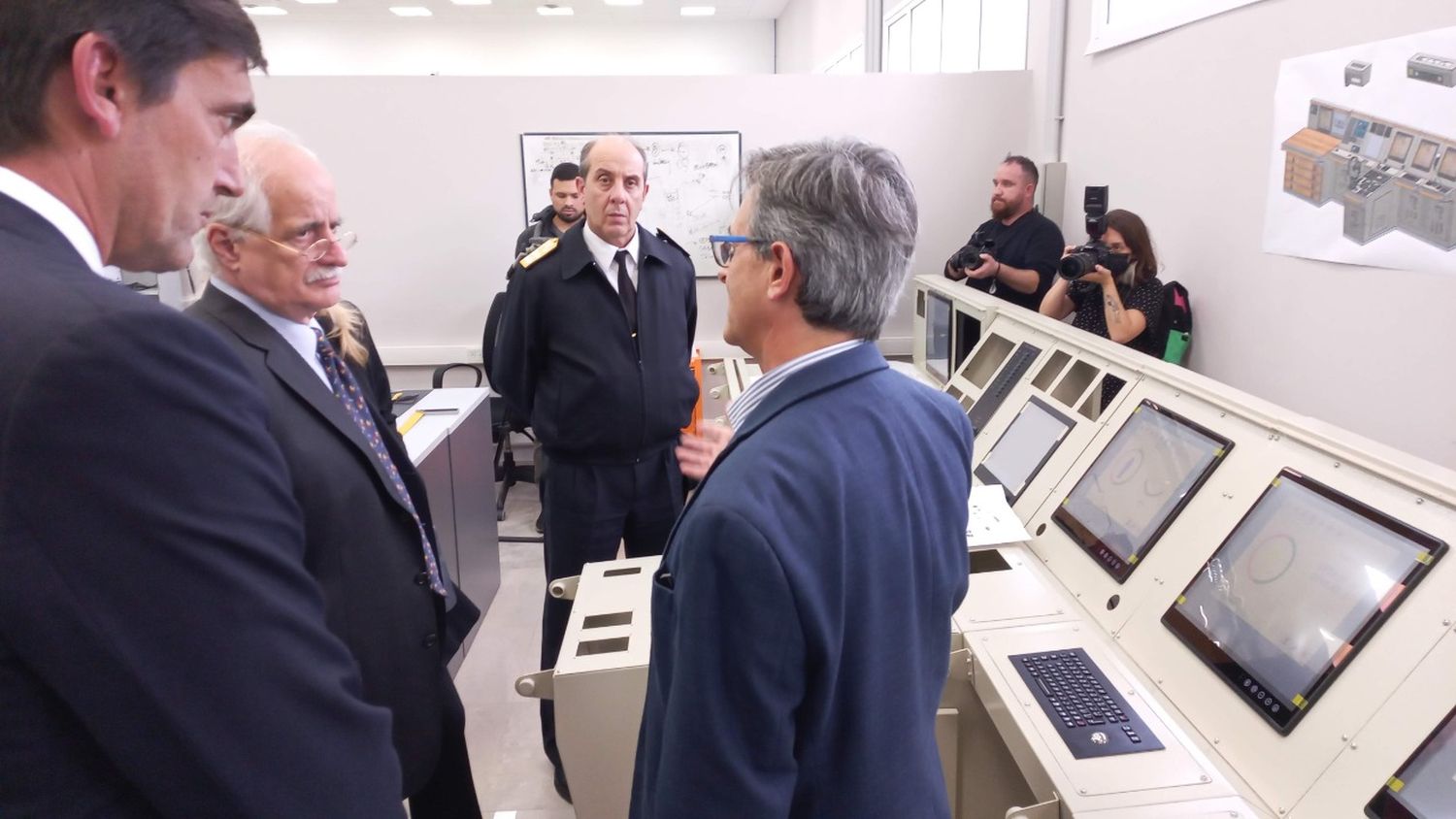 Una empresa tandilense diseña y fabrica el sistema de combustible de los aviones Pampa
