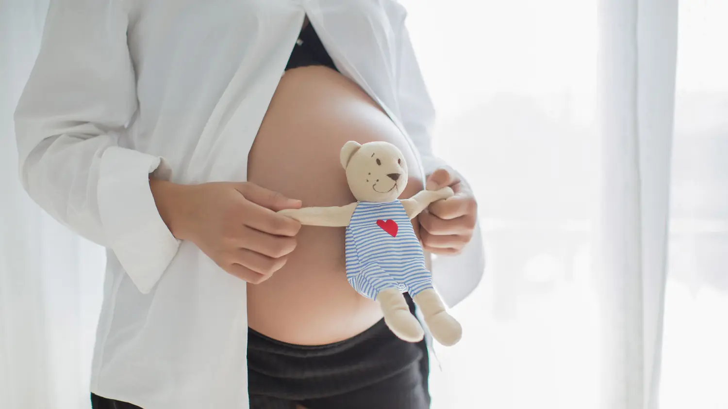 Tierra del Fuego aprobó la “Ley Benicio”: entre el reconocimiento del duelo perinatal y la polémica por sus posibles implicancias jurídicas