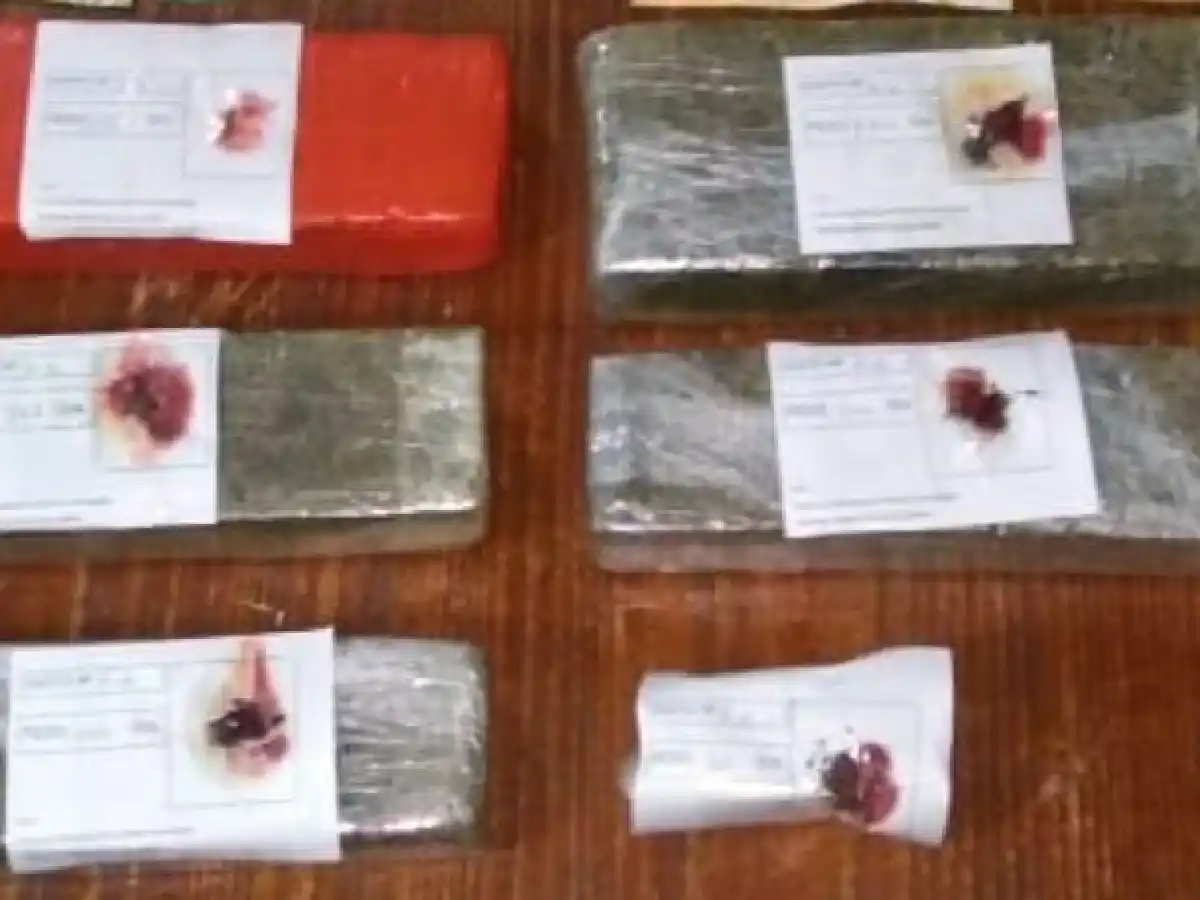 Una pareja con más de 4 kilos de marihuana por Ruta 19 