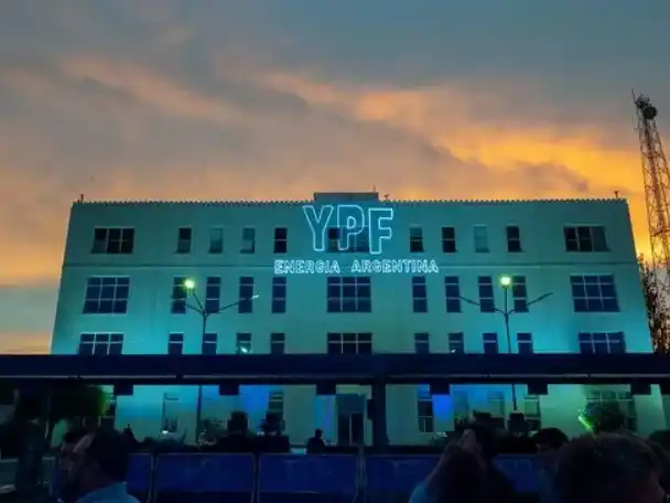 La Refinería La Plata cumple 100 años como corazón del sistema de refinación argentino