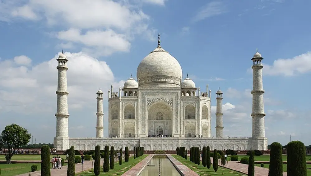 Cómo el Taj Mahal se convirtió en una víctima del turismo masivo