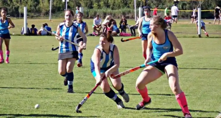 Hockey: Tres victoria de Náutico ante Argentinos de Rojas