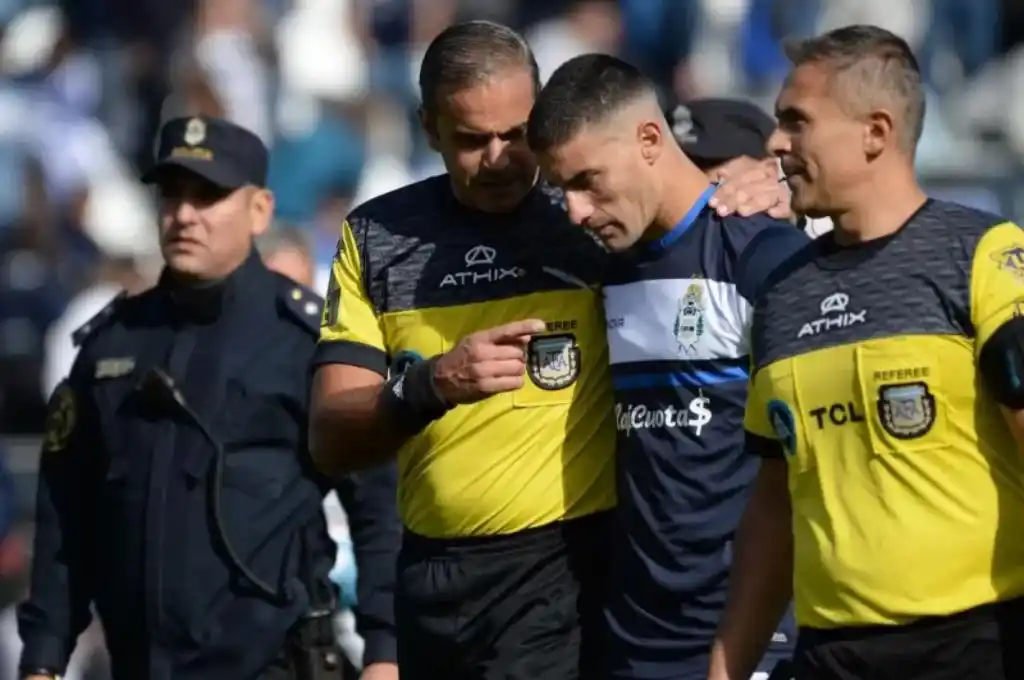 Offside a Gimnasia: el grave error de Diego Abal y el VAR que terminó con su despido