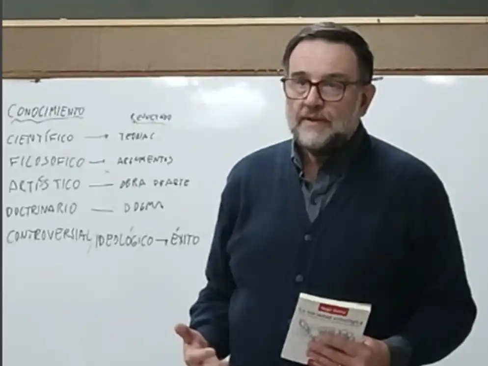 Hugo Schira presentó “La Sociedad Mitológica”: un ensayo sobre los mitos, la cultura y el poder en el capitalismo contemporáneo