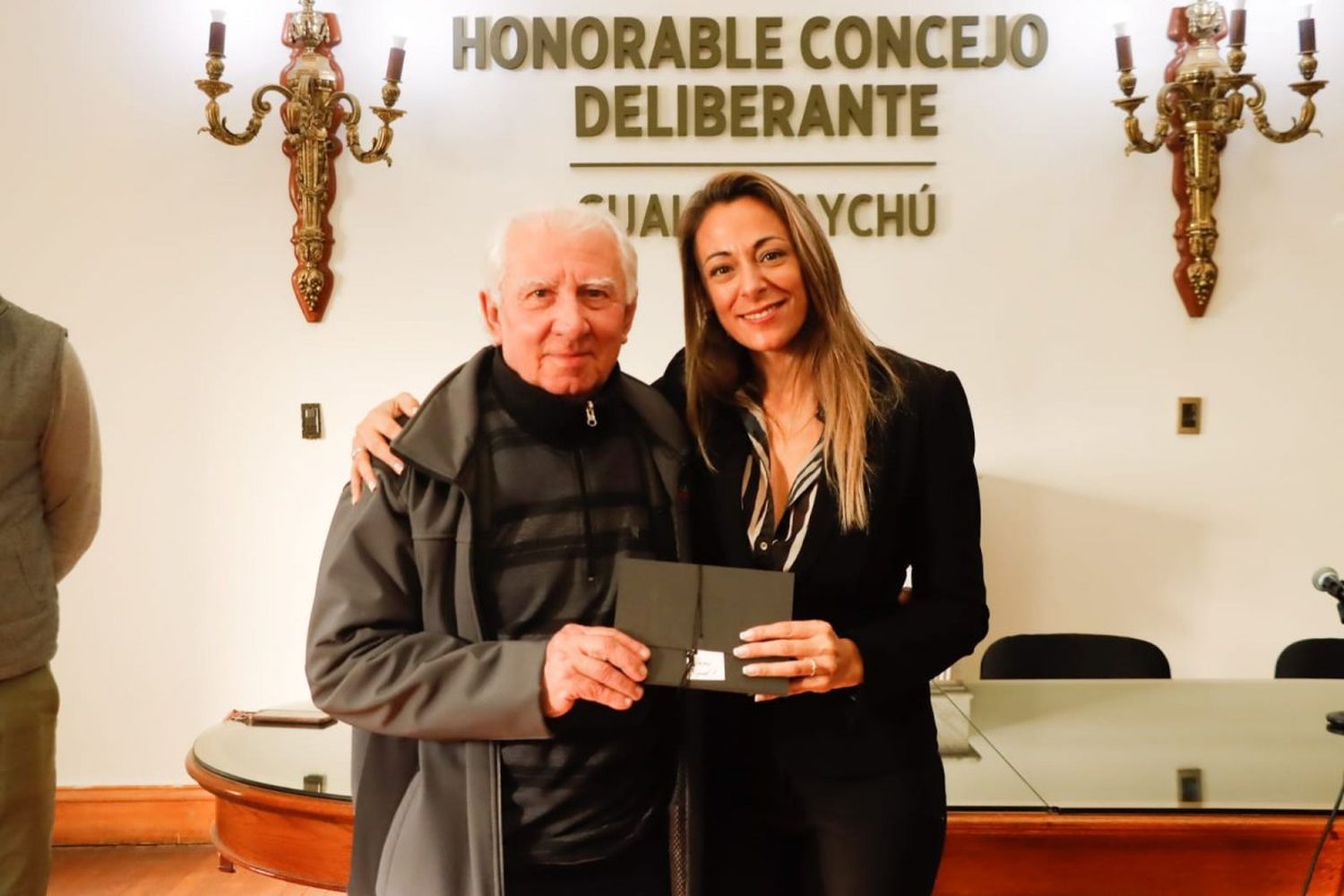 Los hogares de los héroes de Malvinas locales tendrán en su frente una placa de reconocimiento