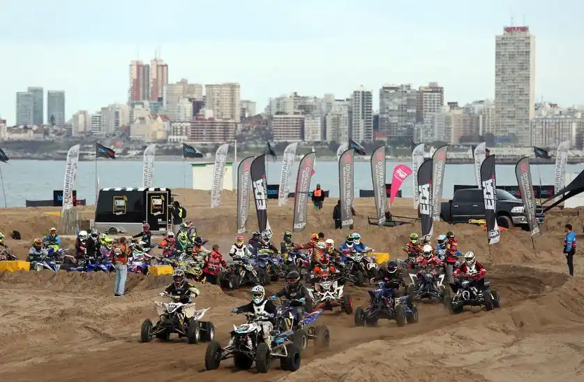 Imponente marco de público para la fiesta del Enduropale en Mar del Plata