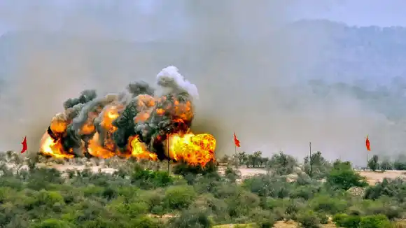 Las Fuerzas Armadas indias confirmaron el ataque contra nueve emplazamientos en la región de Jammu