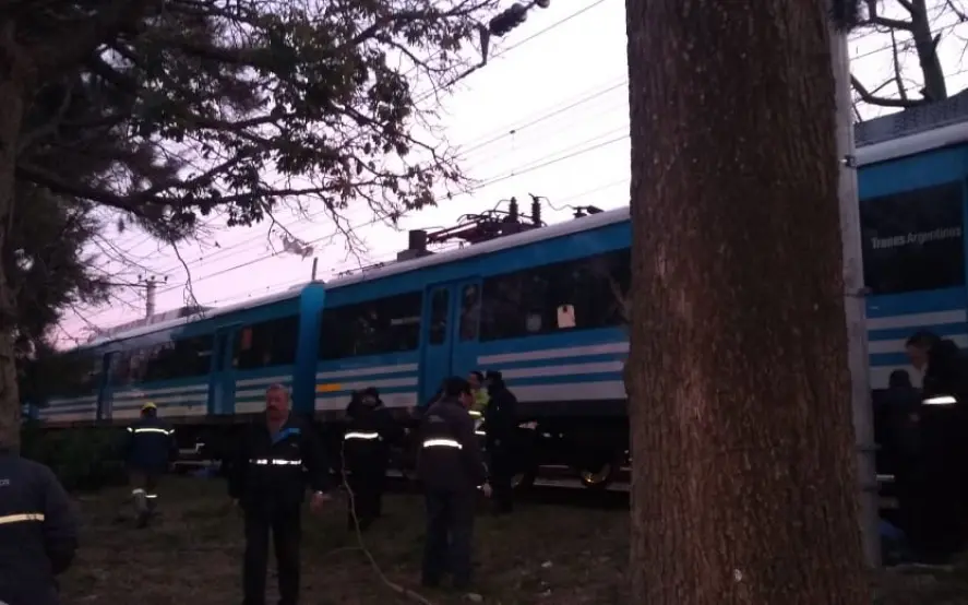 El Tren Roca arrolló a una mujer en la estación Ezpeleta y hay servicio limitado