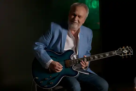 David Lebón hará “conexión” esta noche en Mar del Plata