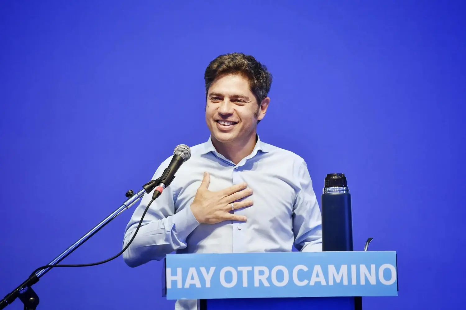 El gobernador apunta a construir una estructura política propia con alcance federal.
