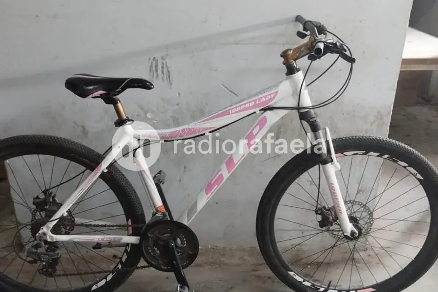 Fue interceptado con varios objetos ajenos