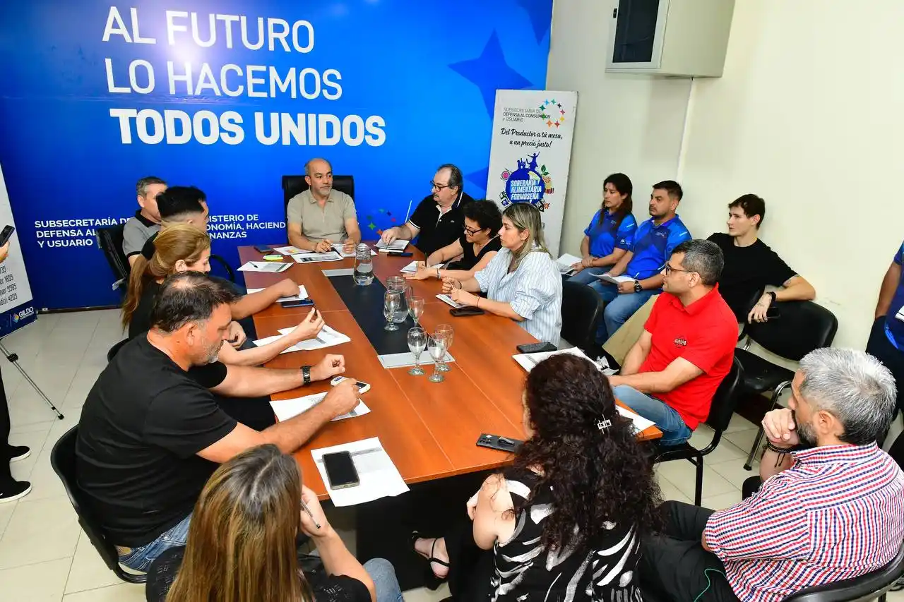 La Provincia y supermercadistas trabajan en la “Canasta de Fin de Año”