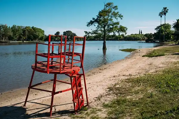 Proyectan promociones y “playas temáticas” para todo público