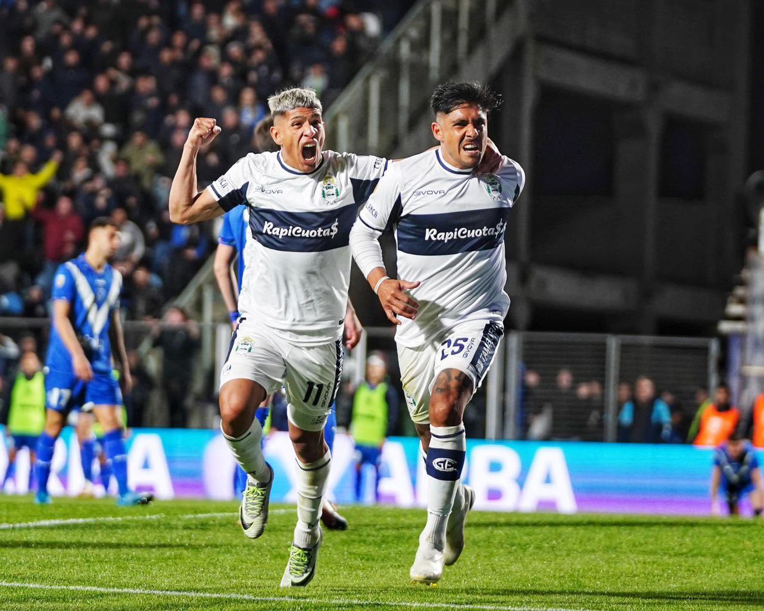 Gimnasia reaccionó y se llevó tres puntos muy valiosos