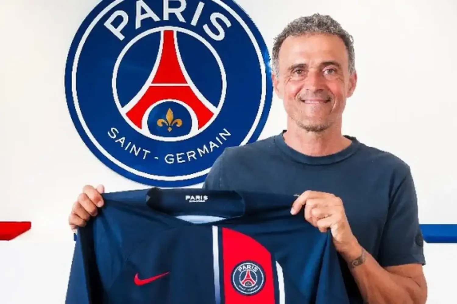 Luis Enrique fue presentado como nuevo DT del PSG