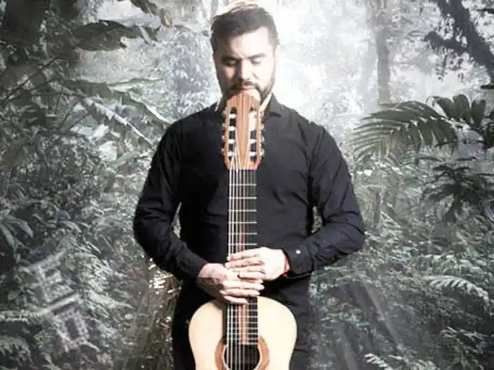 Augusto Ayala presenta su nuevo álbum "Momentos  Mesopotámicos"