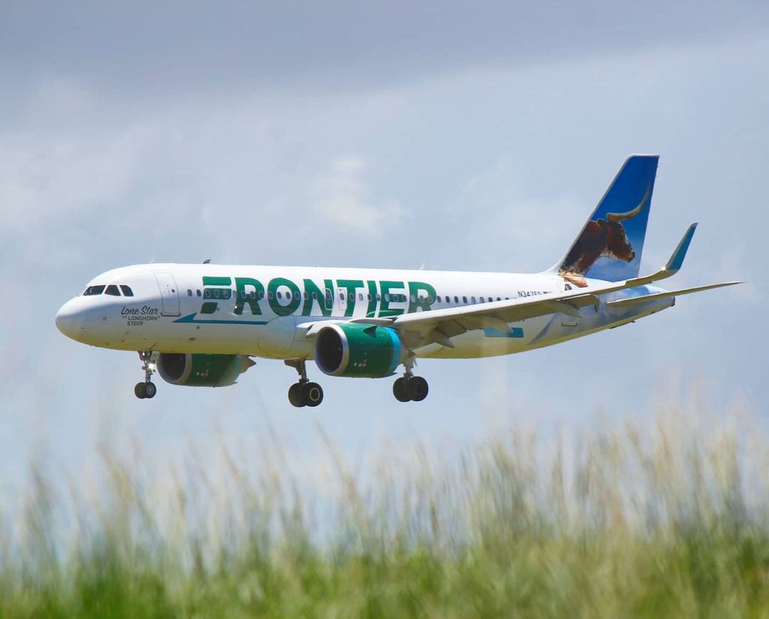 Frontier Airlines Announces New Crew Base and Five New Routes from Dallas/Fort Worth