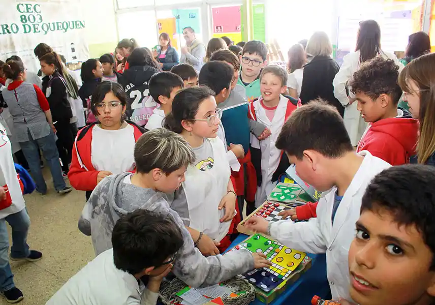 Expo Secundaria. Interés de padres y chicos