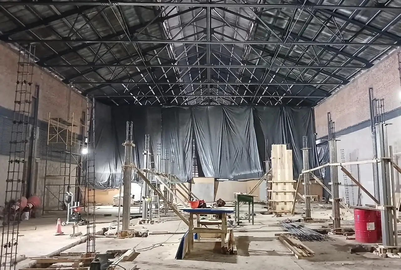 Avanza a paso firme la obra.