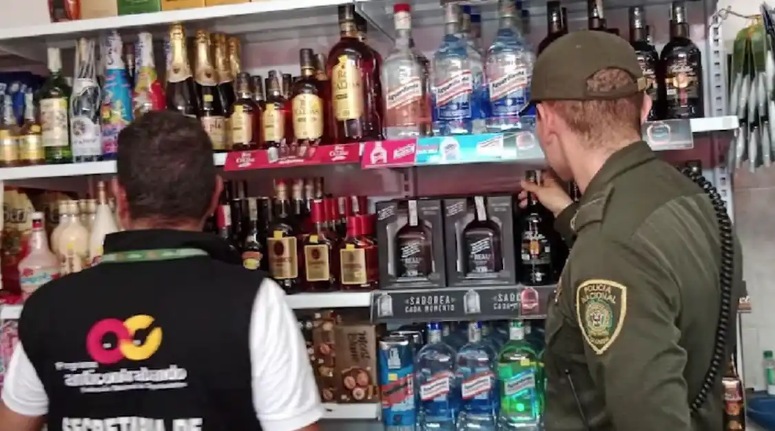 Redada contra adulteradores de licor en Bogotá