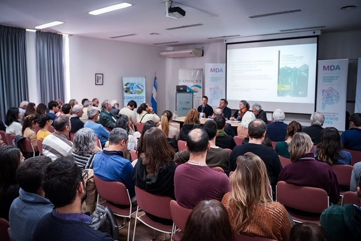 Se debatió el uso de tecnología para el desarrollo agropecuario.