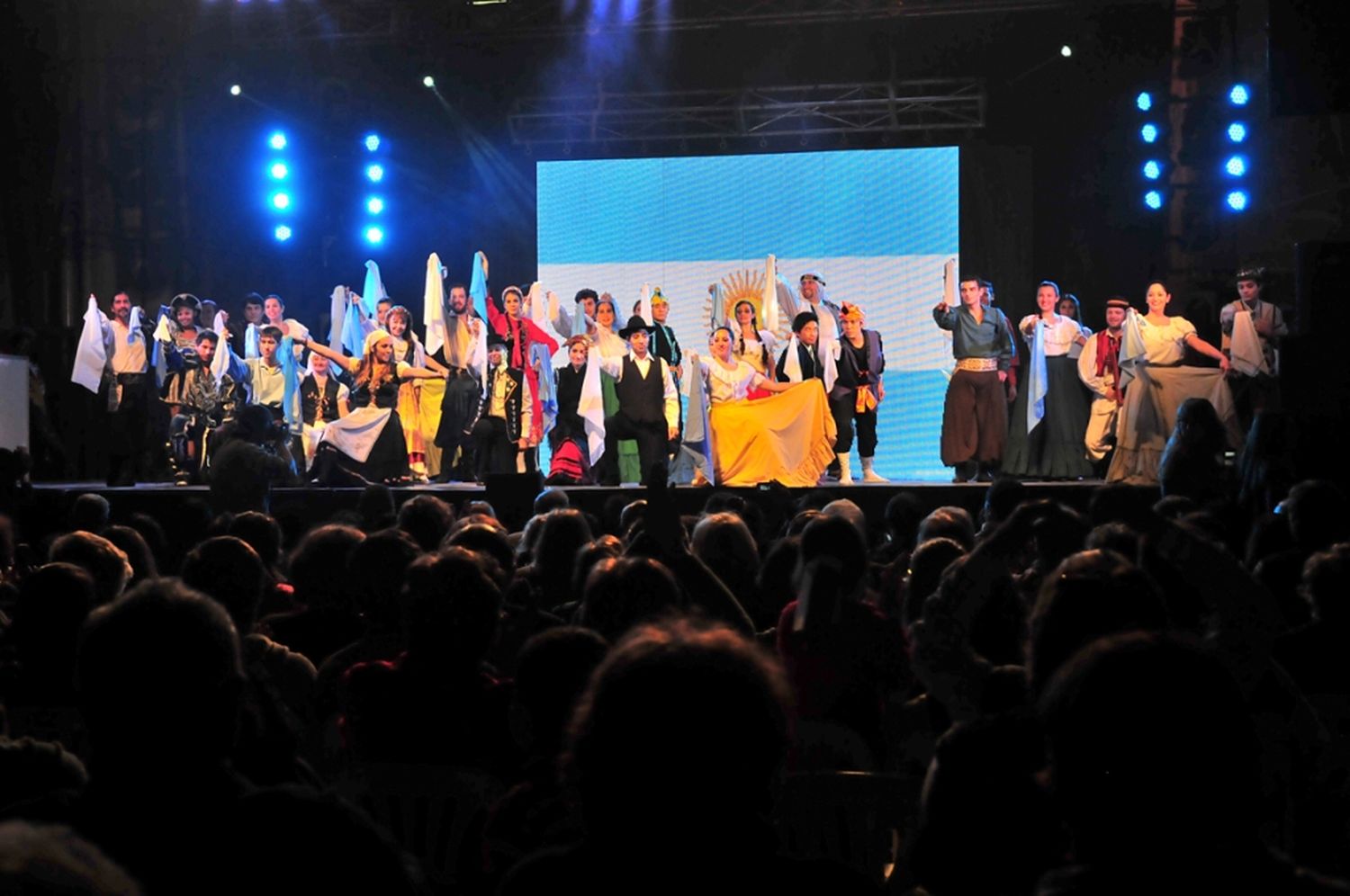 Comienza la XXIII Fiesta de las Colectividades