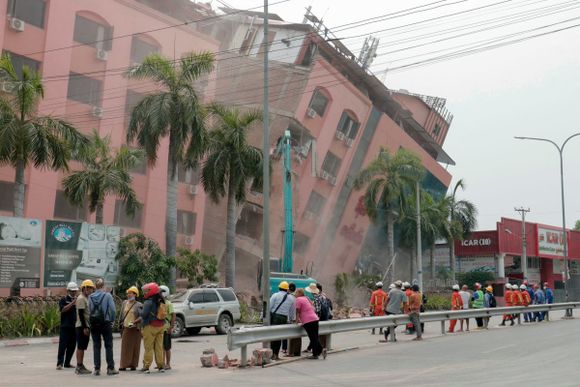 TERREMOTO DEVASTADOR EN BIRMANIA: Balance de víctimas mortales asciende a más de 3.300
