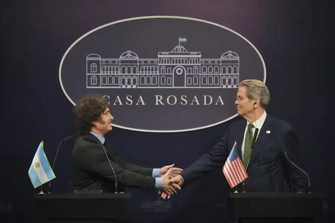 Scott Bessent reveló que el gobierno de Javier Milei activo parte del swap.