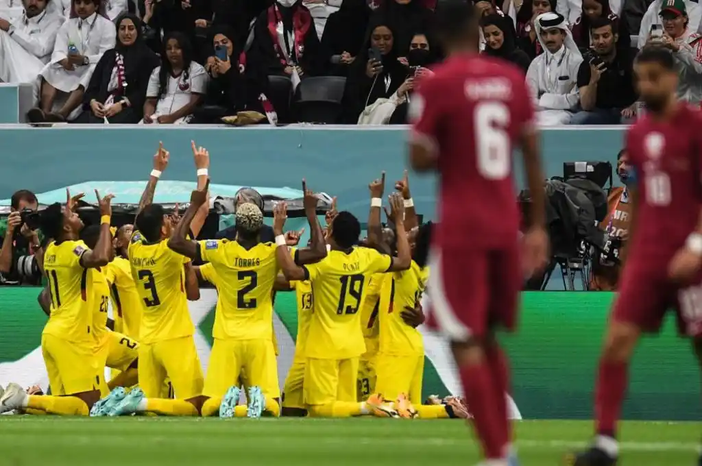Ecuador debutó con un triunfo ante Qatar
