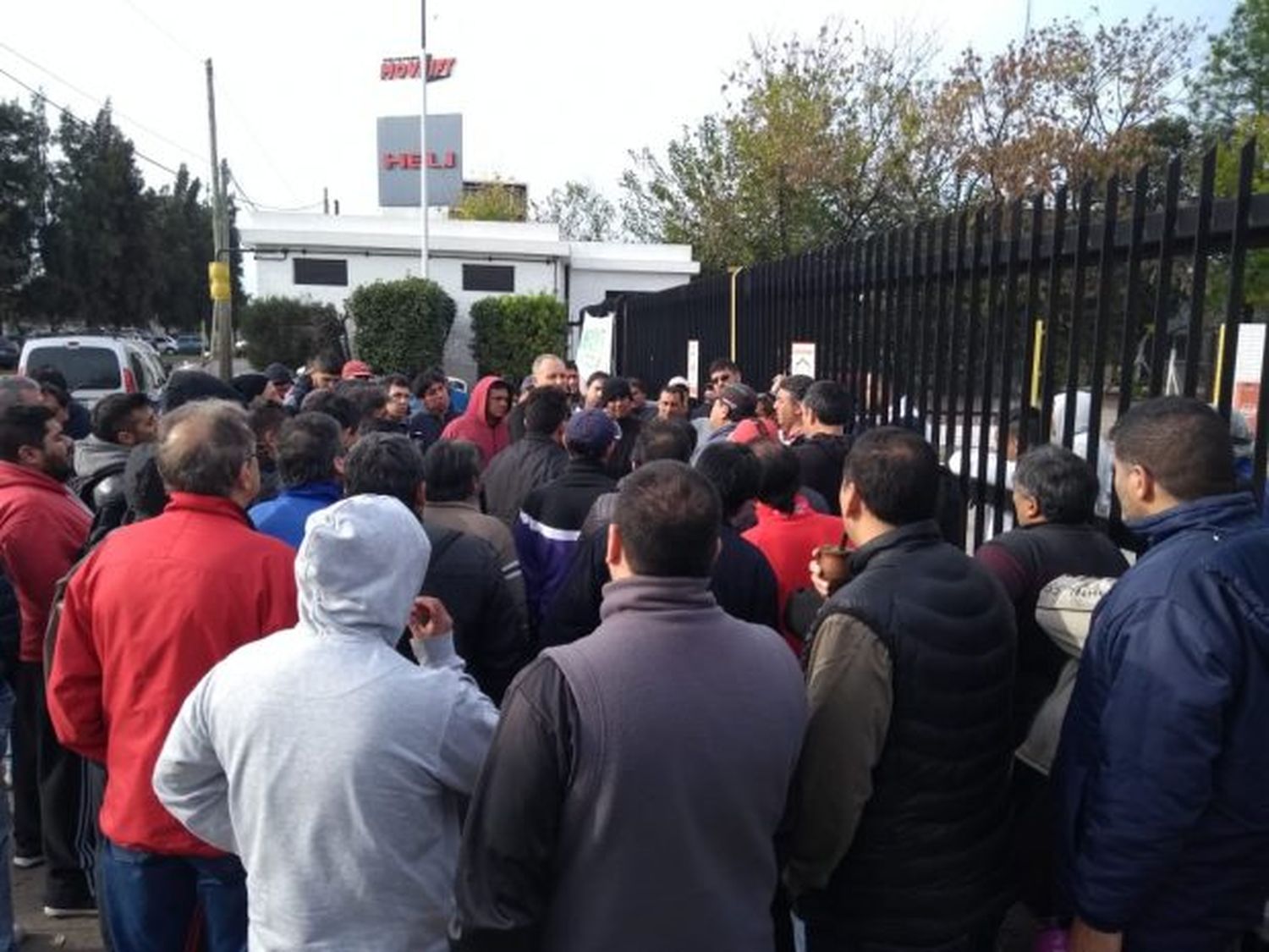 Escobar: Un trabajador de Alijor murió de un infarto luego de enterarse que había sido despedido