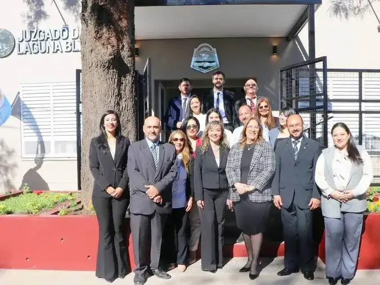 Laguna Blanca: Inauguraron nueva sede del
Juzgado de Paz y la Oficina de Violencia Intrafamiliar