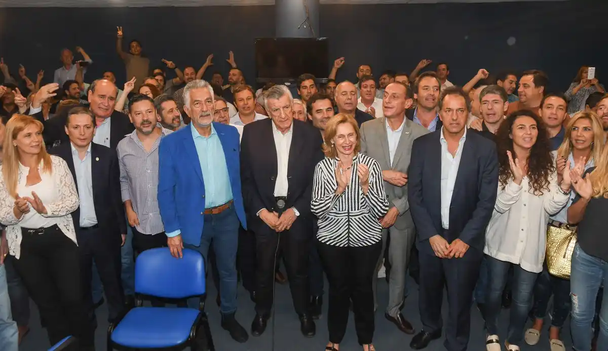 Intervención del PJ: Intendentes bonaerenses participaron del llamado a un congreso partidario en mayo