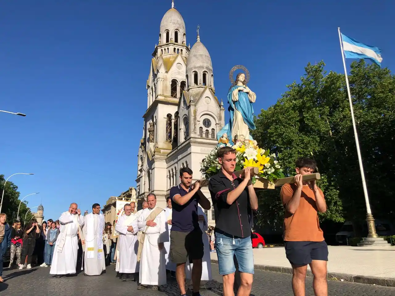 Patrona de Tandil: procesión y misa para celebrar otro Día de la Inmaculada Concepción de la Virgen