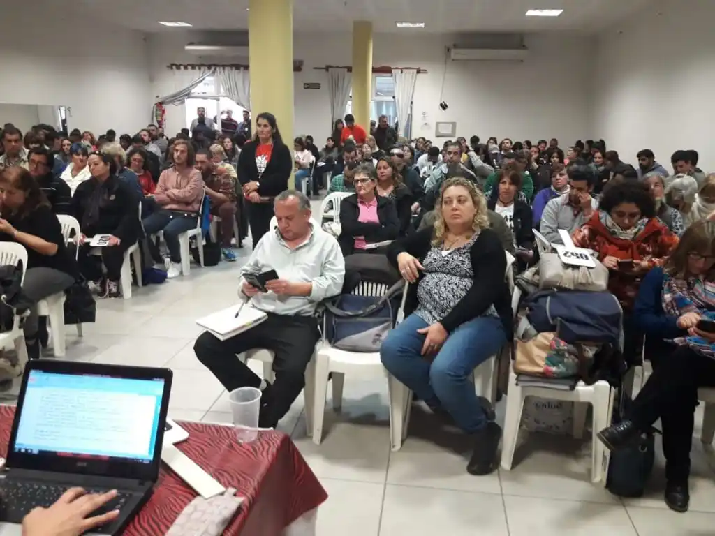 No habrá clases el 24 y 25